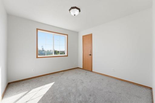 371 Rice City Circle, Darwin, MN 55324