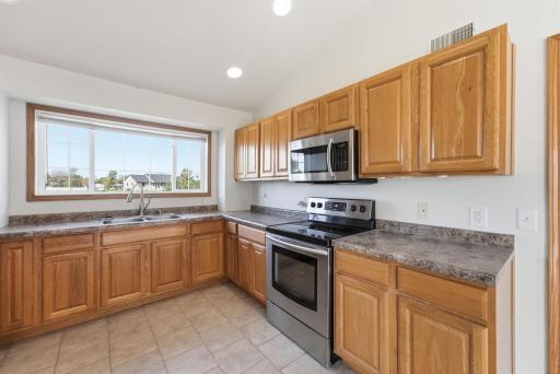 371 Rice City Circle, Darwin, MN 55324