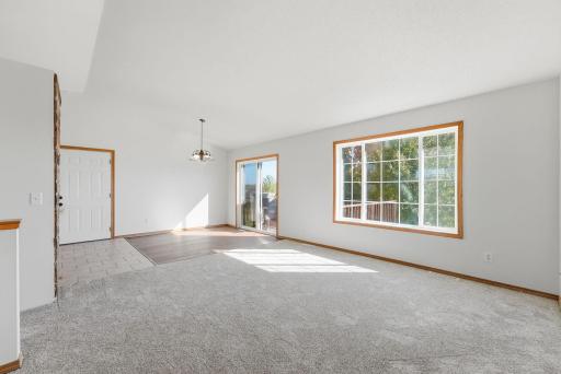 371 Rice City Circle, Darwin, MN 55324