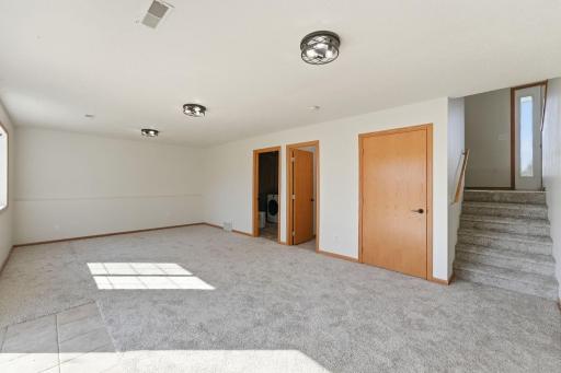 371 Rice City Circle, Darwin, MN 55324