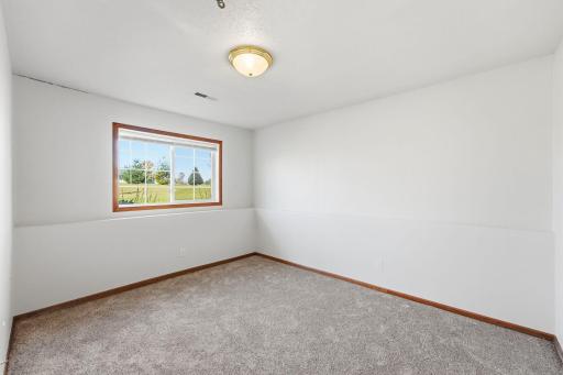 371 Rice City Circle, Darwin, MN 55324