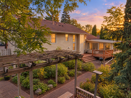 1309 86th Avenue N, Brooklyn Park, MN 55444