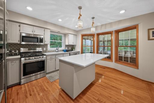 1309 86th Avenue N, Brooklyn Park, MN 55444
