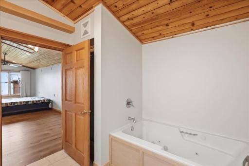 1807 Everett Bay Road, Tower, MN 55790