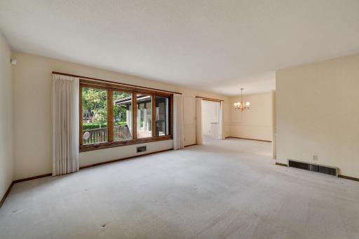 9716 Oxborough Road, Bloomington, MN 55437