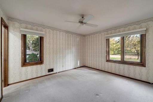 9716 Oxborough Road, Bloomington, MN 55437