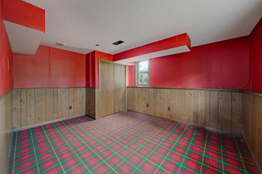 9716 Oxborough Road, Bloomington, MN 55437