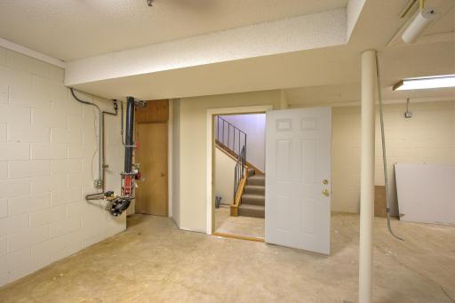 126 Adams Street S, Cambridge, MN 55008