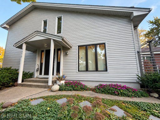 3493 Pilgrim Lane N, Plymouth, MN 55441