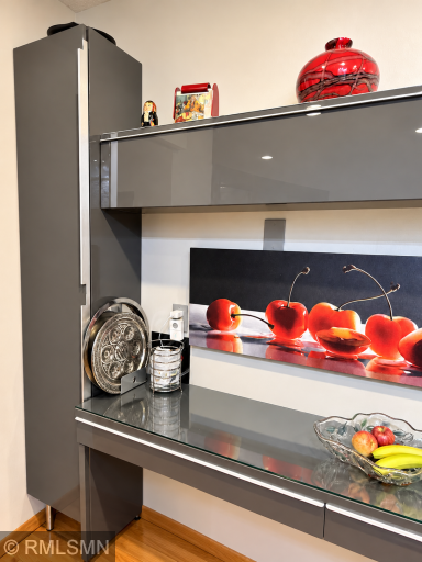 Kitchen Minimalist Gray Cabinet Vignette with Fruit Bowl