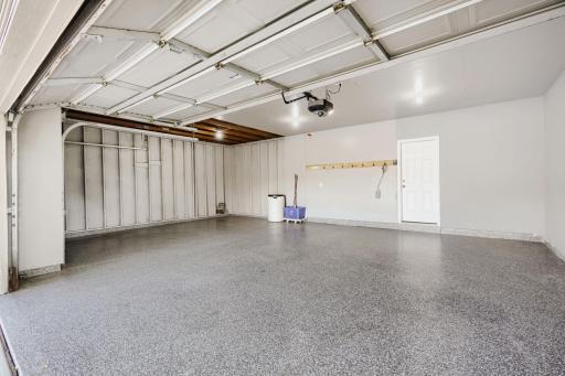 1317 Schooner Court - Web Quality - 025 - 25 Garage.jpg