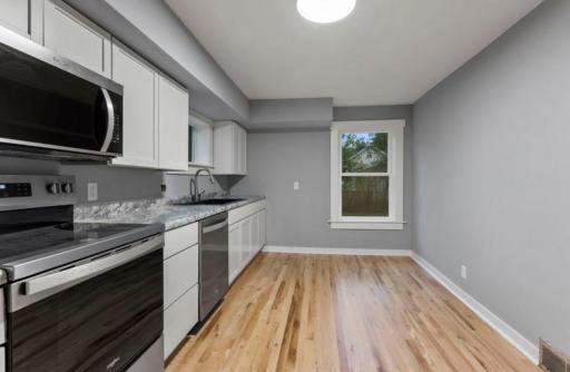 524 Dakota S Avenue, New Richmond, WI 54017