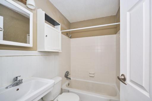 3018 Aldrich Avenue S, 25, Minneapolis, MN 55408