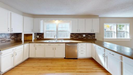 311 Center Avenue S, Eyota, MN 55934