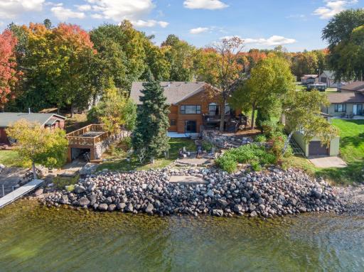 100 feet of private shoreline and boat shed are waiting!