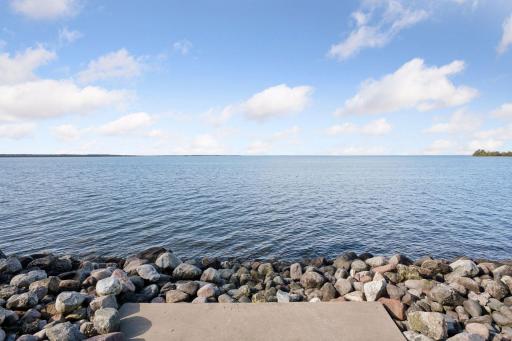 43421 Vista Road, Isle, MN 56342