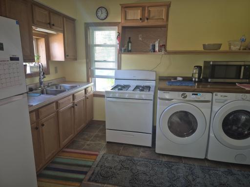 2059 2nd Street, Saint Paul, MN 55110