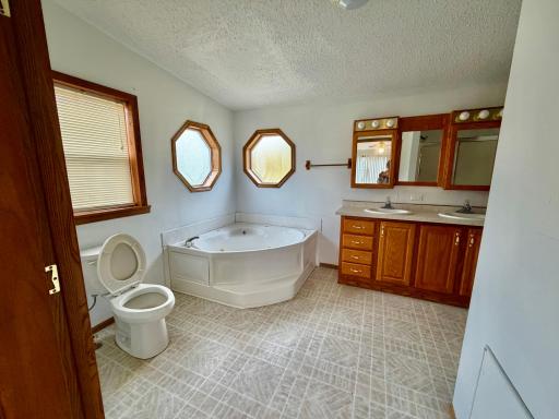138 Park Circle, Ottertail, MN 56571