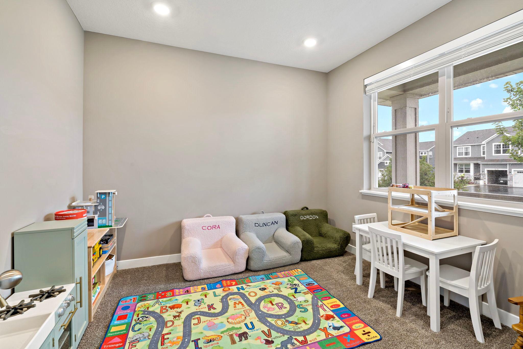 Main floor office/playroom