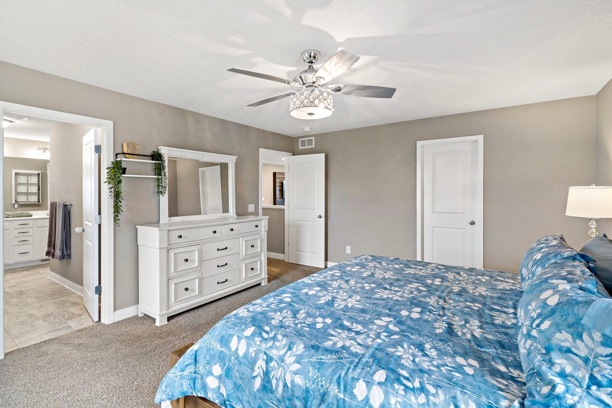 Amazing owners suite with a large walk-in closet and en-suite!