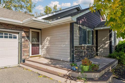 17782 Javelin Court, Lakeville, MN 55044