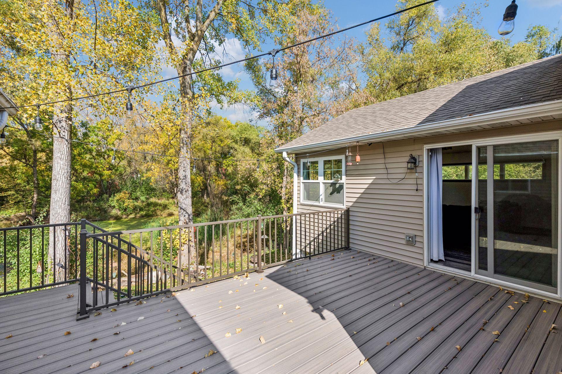 Beautiful Deck Overlooking The Pond!