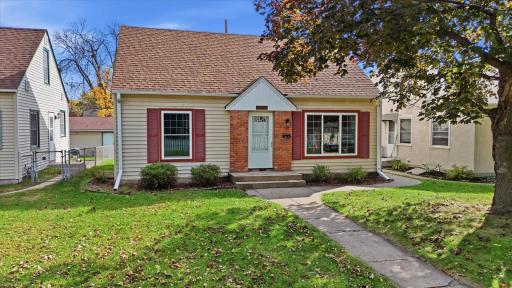5206 Xerxes Avenue N, Minneapolis, MN 55430