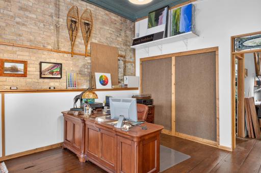 114 E 2nd Street, Chaska, MN 55318