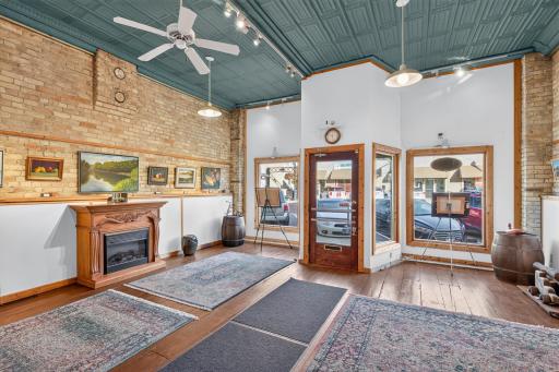 114 E 2nd Street, Chaska, MN 55318