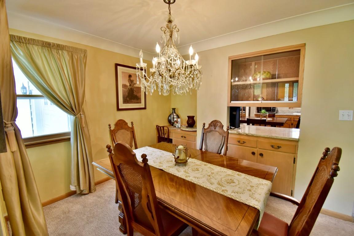112 Formal Dining Room.jpeg