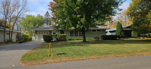 2305 10th Avenue S, Saint Cloud, MN 56301