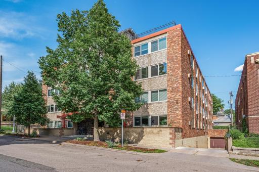 1901 Emerson Avenue S, 303, Minneapolis, MN 55403