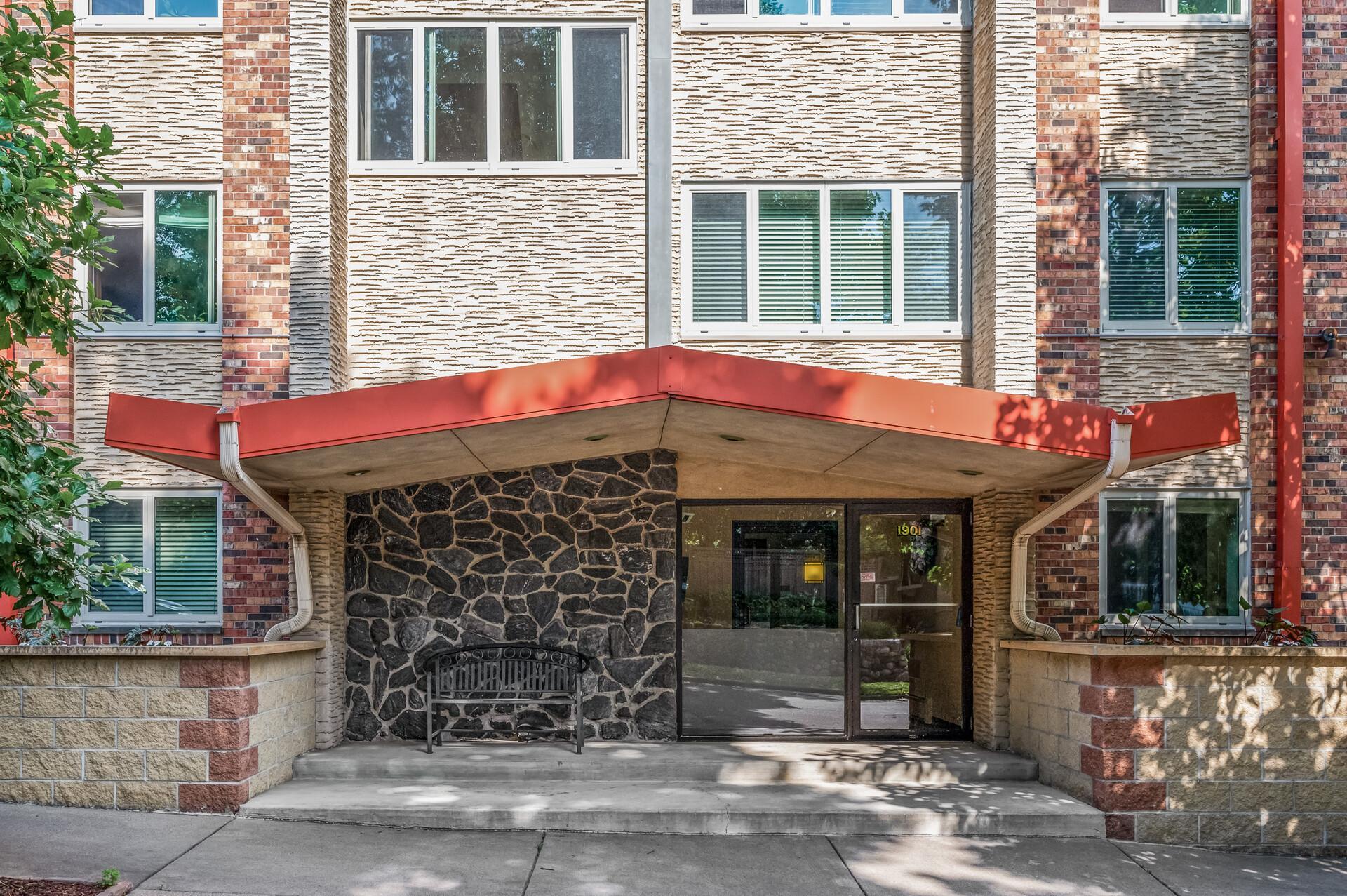1901 Emerson Ave S #303