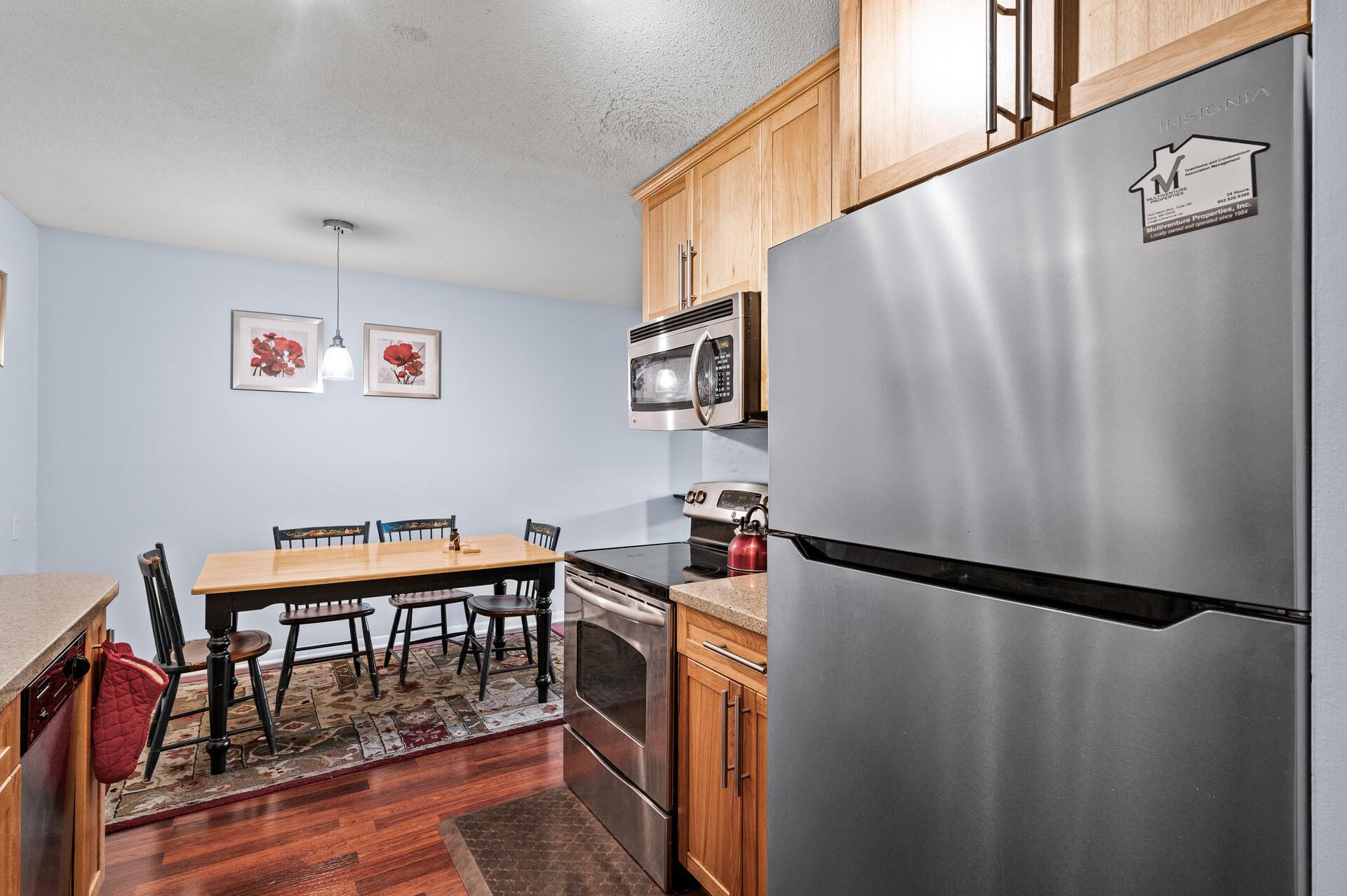 1901 Emerson Ave S #303