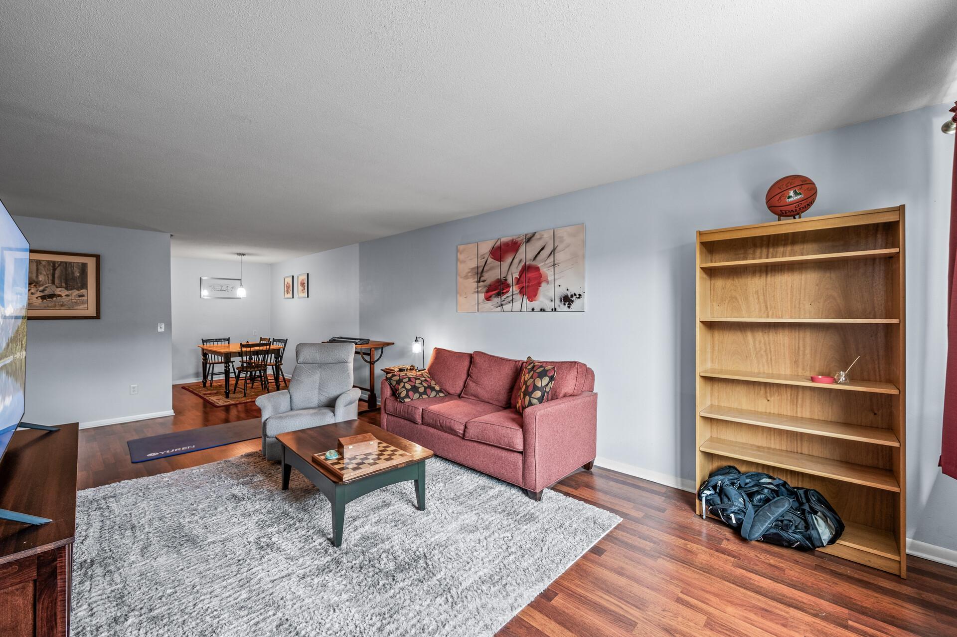 1901 Emerson Ave S #303