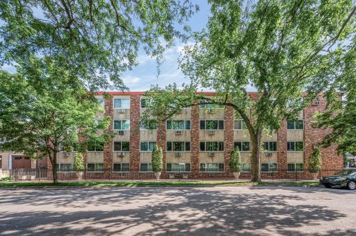 1901 Emerson Avenue S, 303, Minneapolis, MN 55403