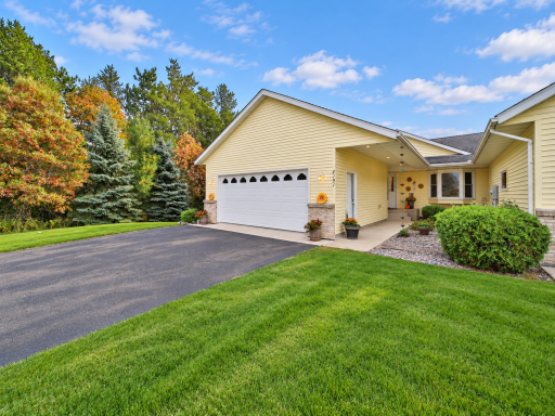 8191 Hinckley Court, Baxter, MN 56425