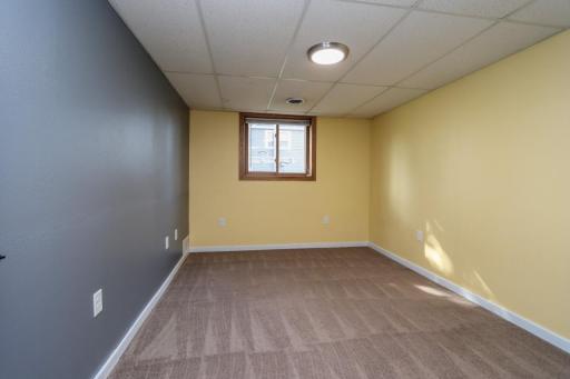 211 S Webster Street, Kasota, MN 56050