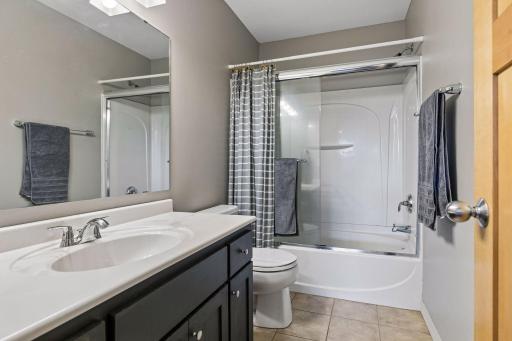 6033 Summit Court S, Cottage Grove, MN 55016