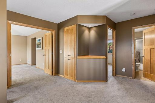 6033 Summit Court S, Cottage Grove, MN 55016