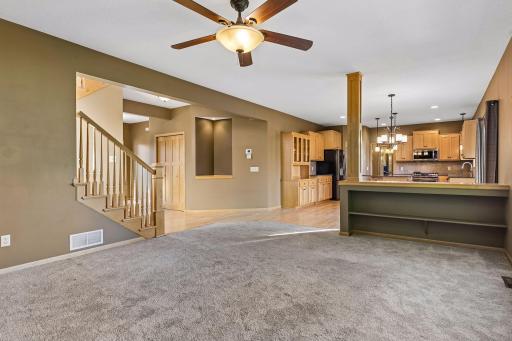 6033 Summit Court S, Cottage Grove, MN 55016