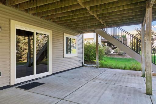 6033 Summit Court S, Cottage Grove, MN 55016