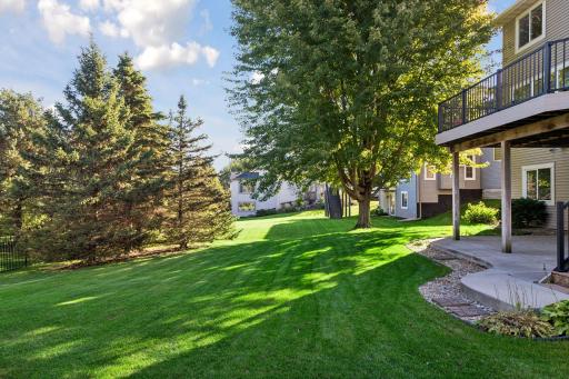 6033 Summit Court S, Cottage Grove, MN 55016