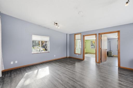 1600 11th Avenue NE, Willmar, MN 56201