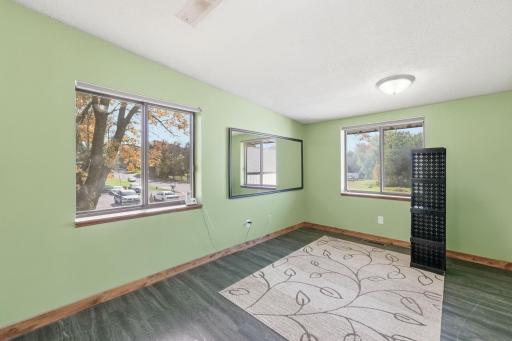 1600 11th Avenue NE, Willmar, MN 56201