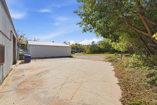 1600 11th Avenue NE, Willmar, MN 56201