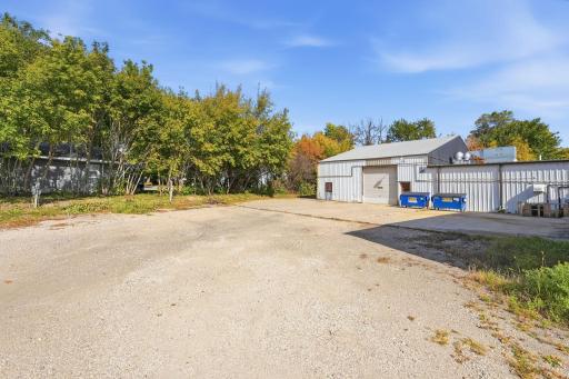 1600 11th Avenue NE, Willmar, MN 56201