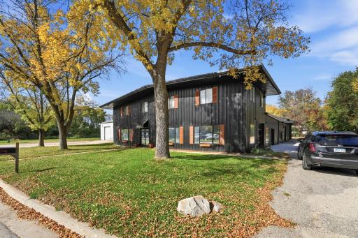 1600 11th Avenue NE, Willmar, MN 56201