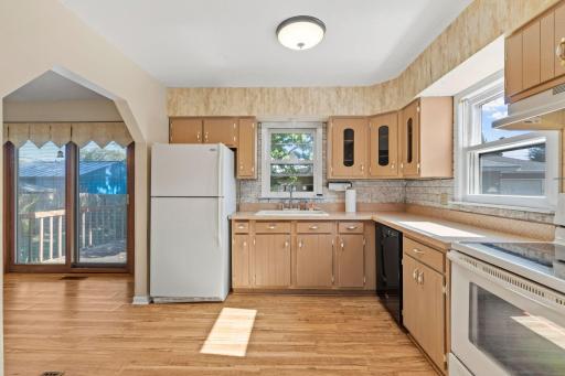 5254 Kentucky Avenue N, Crystal, MN 55428