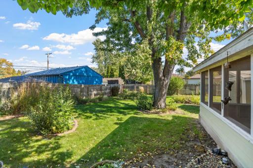 5254 Kentucky Avenue N, Crystal, MN 55428